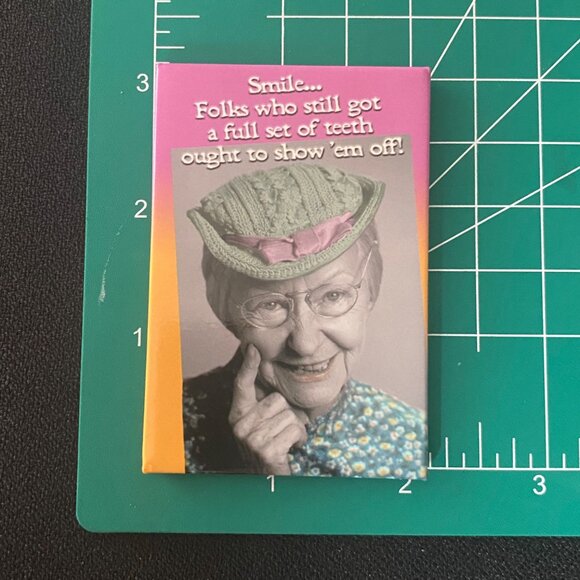 Bundle Combo Leanin' Tree Greeting Card & Magnet Set Beverly Hillbillies Granny - Picture 10 of 12